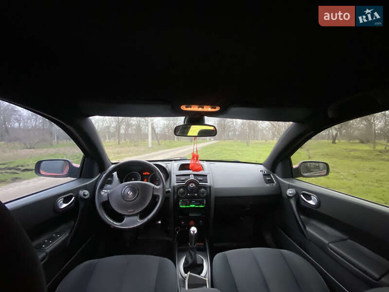 Седан Renault Megane 2004 в Кропивницком фото 7 Седан Renault Megane 2004 в Кропивницком