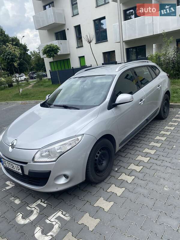 Renault Megane 2011 Renault Megane 2011