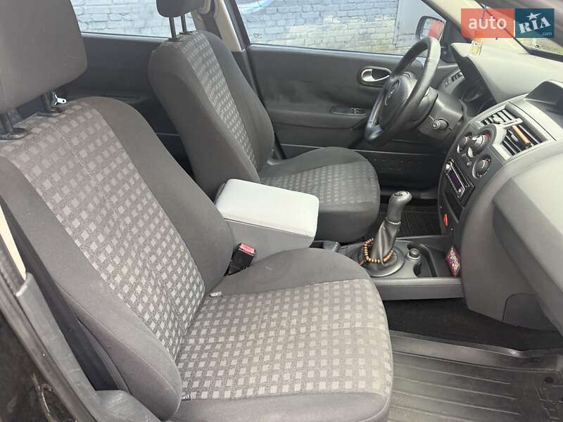 Седан Renault Megane 2007 в Шептицькому фото 19 Седан Renault Megane 2007 в Шептицькому