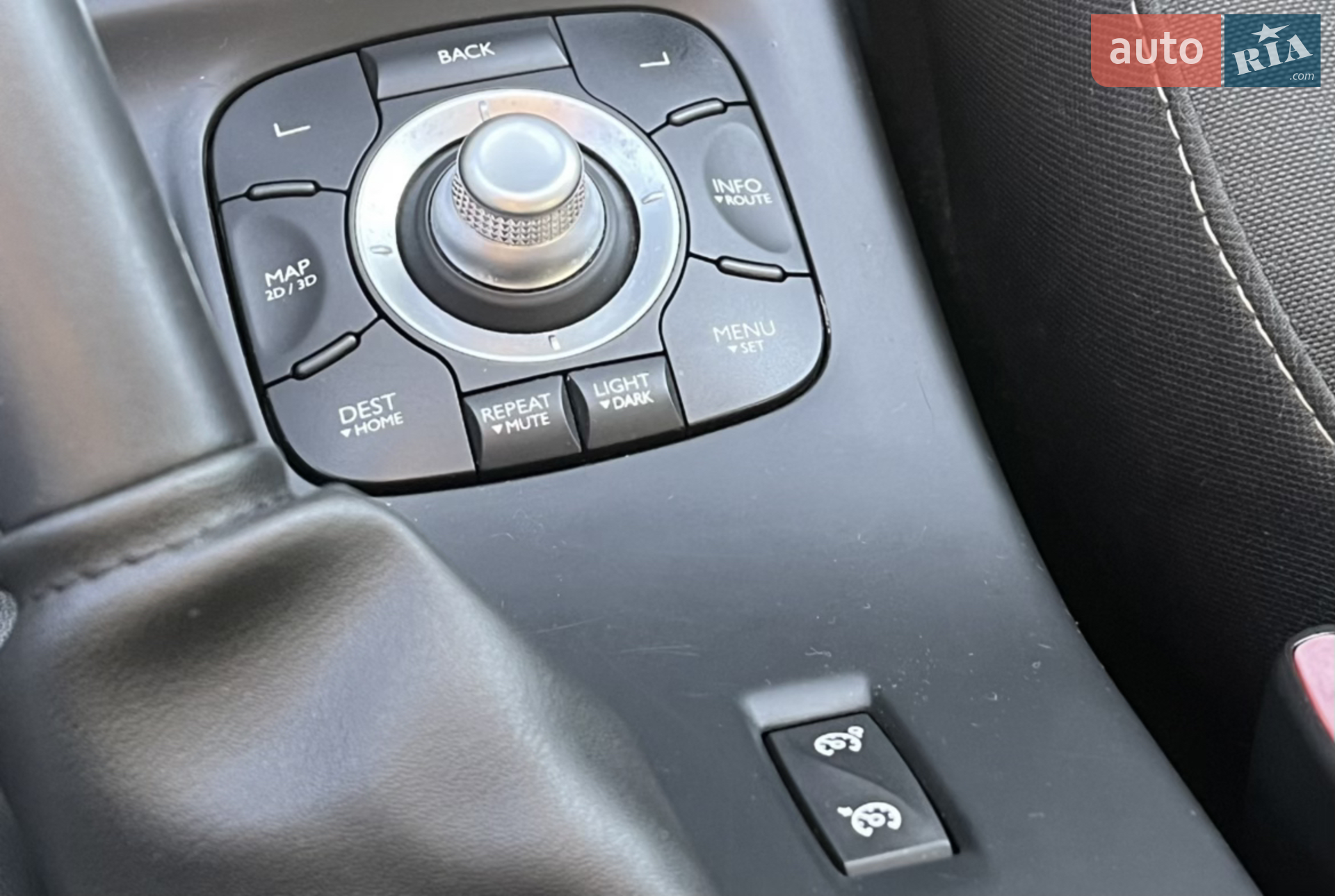 2012 Renault Megane - мініатюра 17