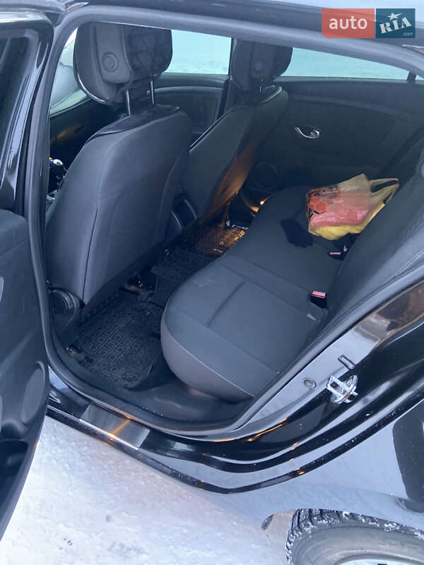 Универсал Renault Megane 2009 в Носовке фото 11 Универсал Renault Megane 2009 в Носовке