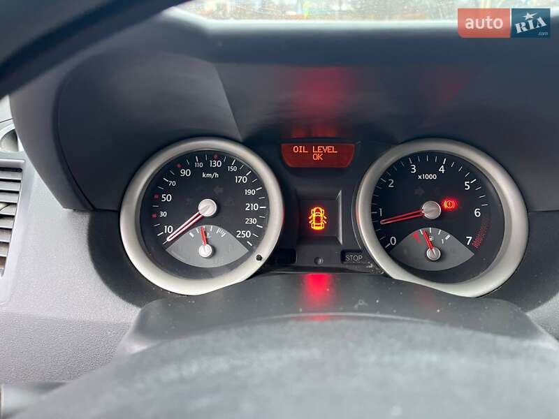 Универсал Renault Megane 2004 в Староконстантинове фото 11 Универсал Renault Megane 2004 в Староконстантинове