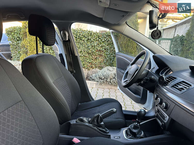 Хэтчбек Renault Megane 2014 в Одессе фото 36 Хэтчбек Renault Megane 2014 в Одессе