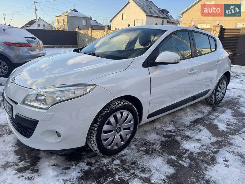 Хетчбек Renault Megane 2011 в Радивиліві фото 16 Хетчбек Renault Megane 2011 в Радивиліві