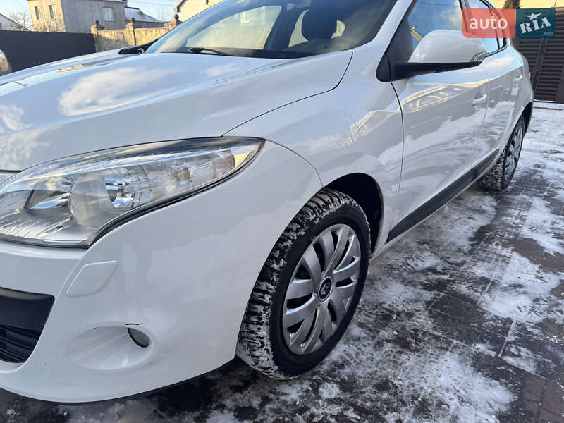 Хетчбек Renault Megane 2011 в Радивиліві фото 20 Хетчбек Renault Megane 2011 в Радивиліві
