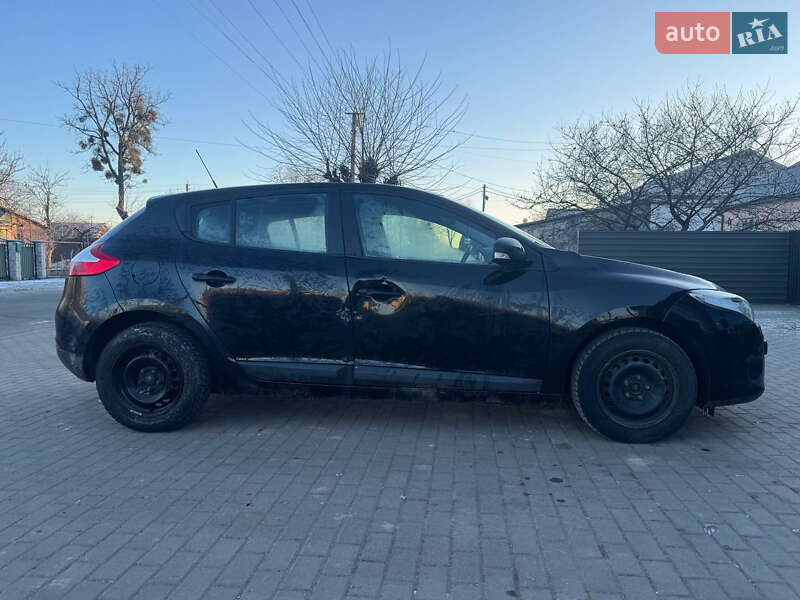 Хетчбек Renault Megane 2011 в Радивиліві фото 13 Хетчбек Renault Megane 2011 в Радивиліві
