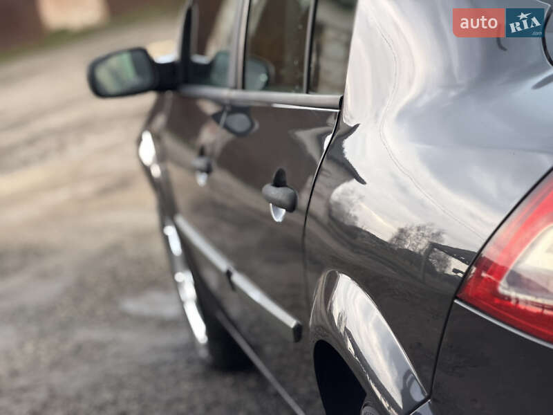 Седан Renault Megane 2009 в Камне-Каширском