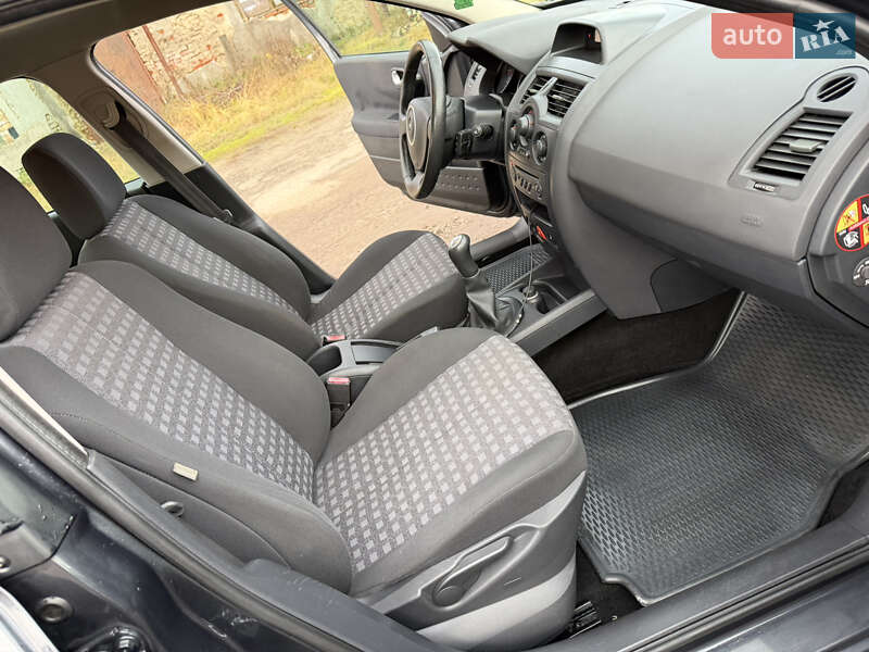 Седан Renault Megane 2009 в Камне-Каширском