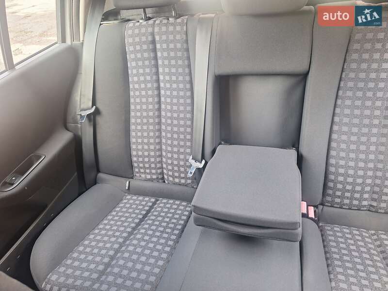 Хетчбек Renault Megane 2005 в Калуші фото 3 Хетчбек Renault Megane 2005 в Калуші