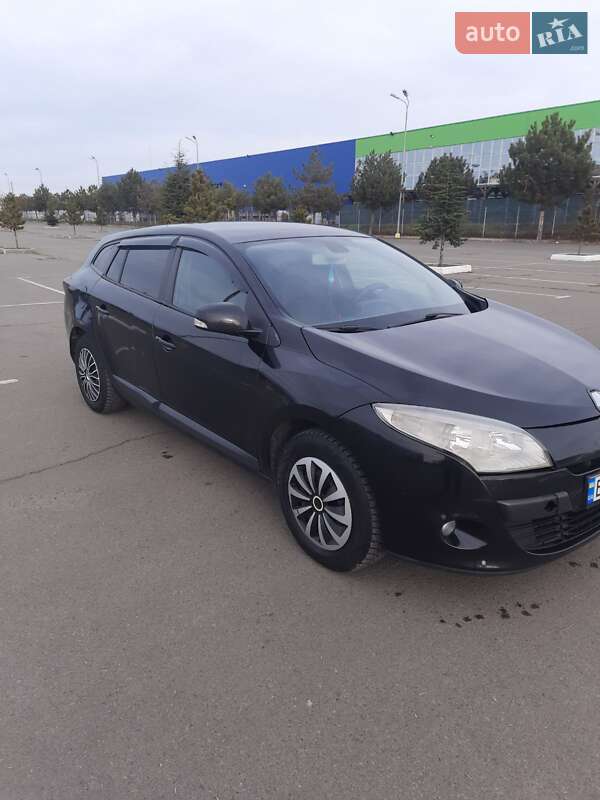 Renault Megane 2011 Renault Megane 2011