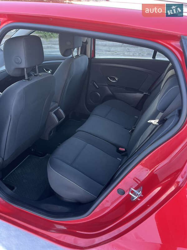 Универсал Renault Megane 2014 в Бродах фото 10 Универсал Renault Megane 2014 в Бродах