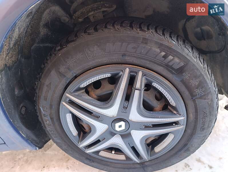 Хэтчбек Renault Megane 2006 в Львове фото 35 Хэтчбек Renault Megane 2006 в Львове