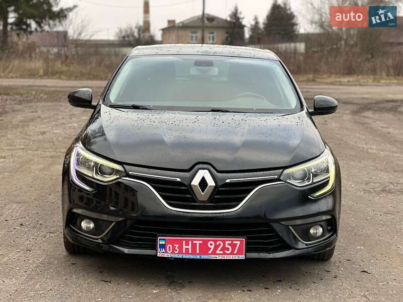 Хэтчбек Renault Megane 2016 в Николаеве
