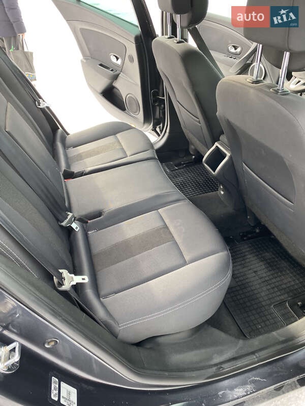 Універсал Renault Megane 2010 в Львові фото 29 Універсал Renault Megane 2010 в Львові