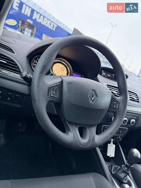 Універсал Renault Megane 2010 в Полтаві фото 28 Універсал Renault Megane 2010 в Полтаві