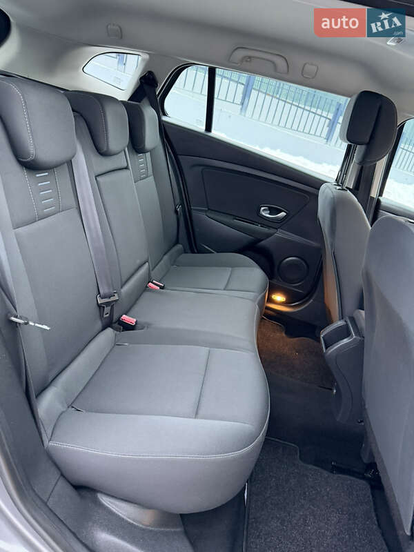 Універсал Renault Megane 2010 в Полтаві фото 94 Універсал Renault Megane 2010 в Полтаві