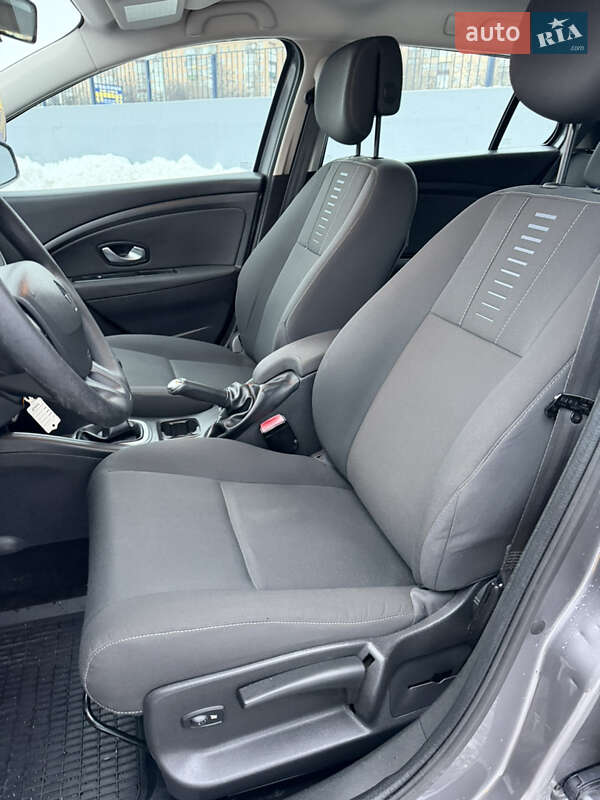 Універсал Renault Megane 2010 в Полтаві фото 133 Універсал Renault Megane 2010 в Полтаві