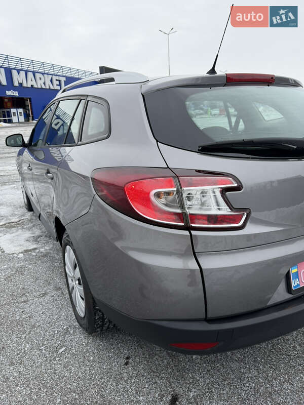 Універсал Renault Megane 2010 в Полтаві фото 143 Універсал Renault Megane 2010 в Полтаві