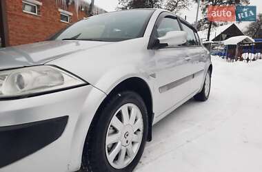 Седан Renault Megane 2006 в Лубнах