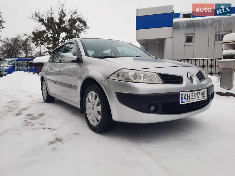 Седан Renault Megane 2006 в Лубнах