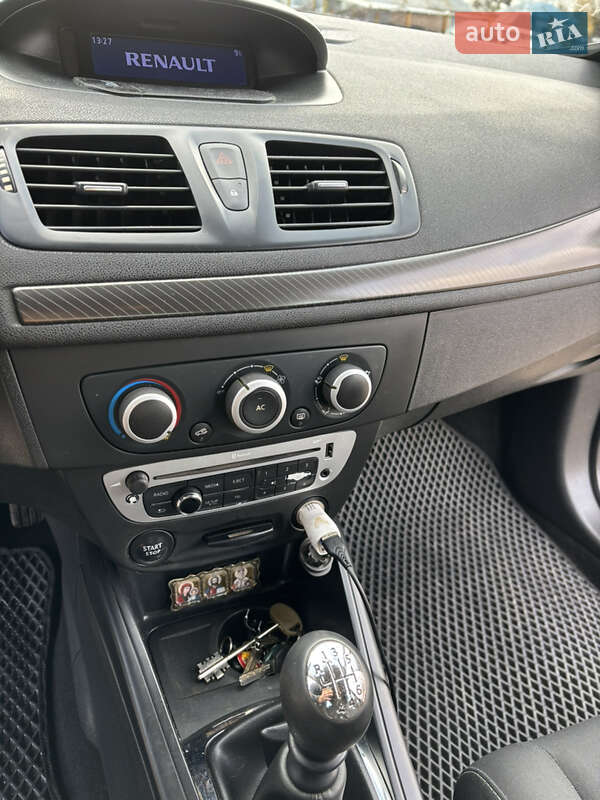 Универсал Renault Megane 2012 в Николаеве фото 21 Универсал Renault Megane 2012 в Николаеве