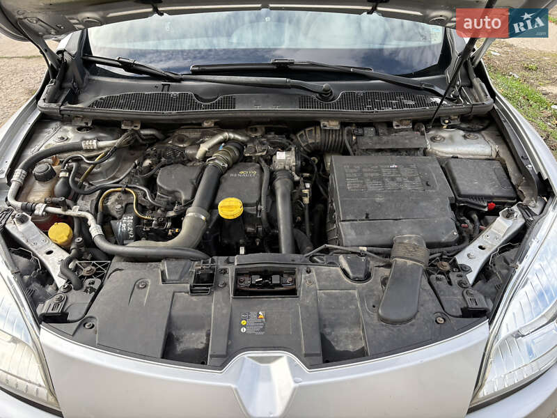 Универсал Renault Megane 2012 в Николаеве фото 25 Универсал Renault Megane 2012 в Николаеве