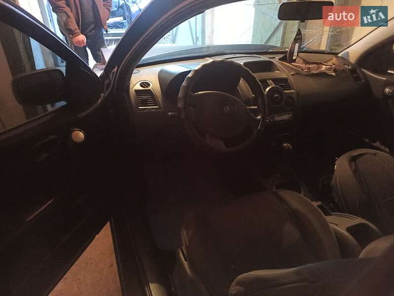 Купе Renault Megane 2005 в Иршанске