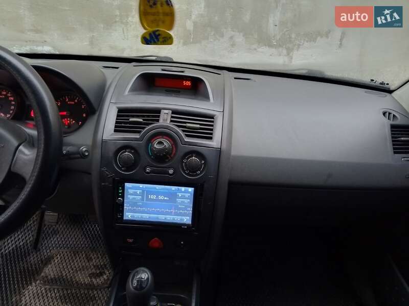 Седан Renault Megane 2004 в Днепре фото 10 Седан Renault Megane 2004 в Днепре