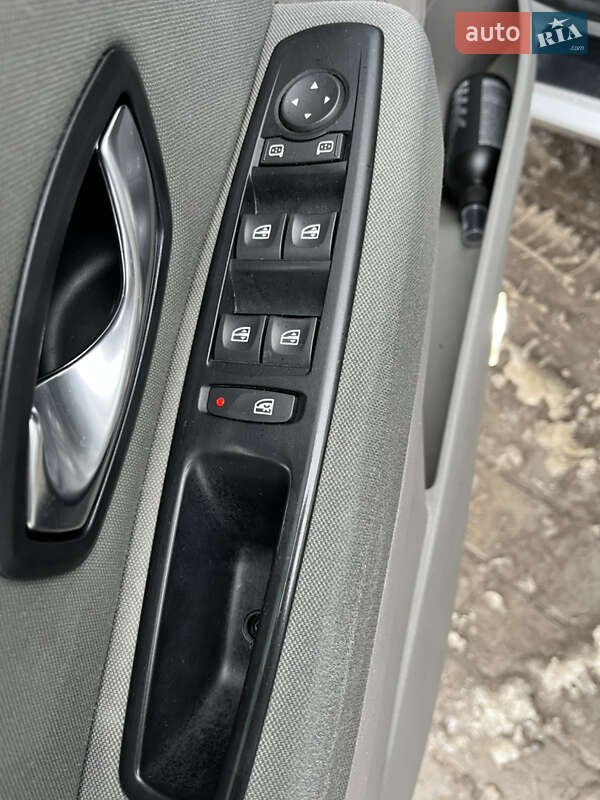 Универсал Renault Megane 2010 в Виннице фото 11 Универсал Renault Megane 2010 в Виннице