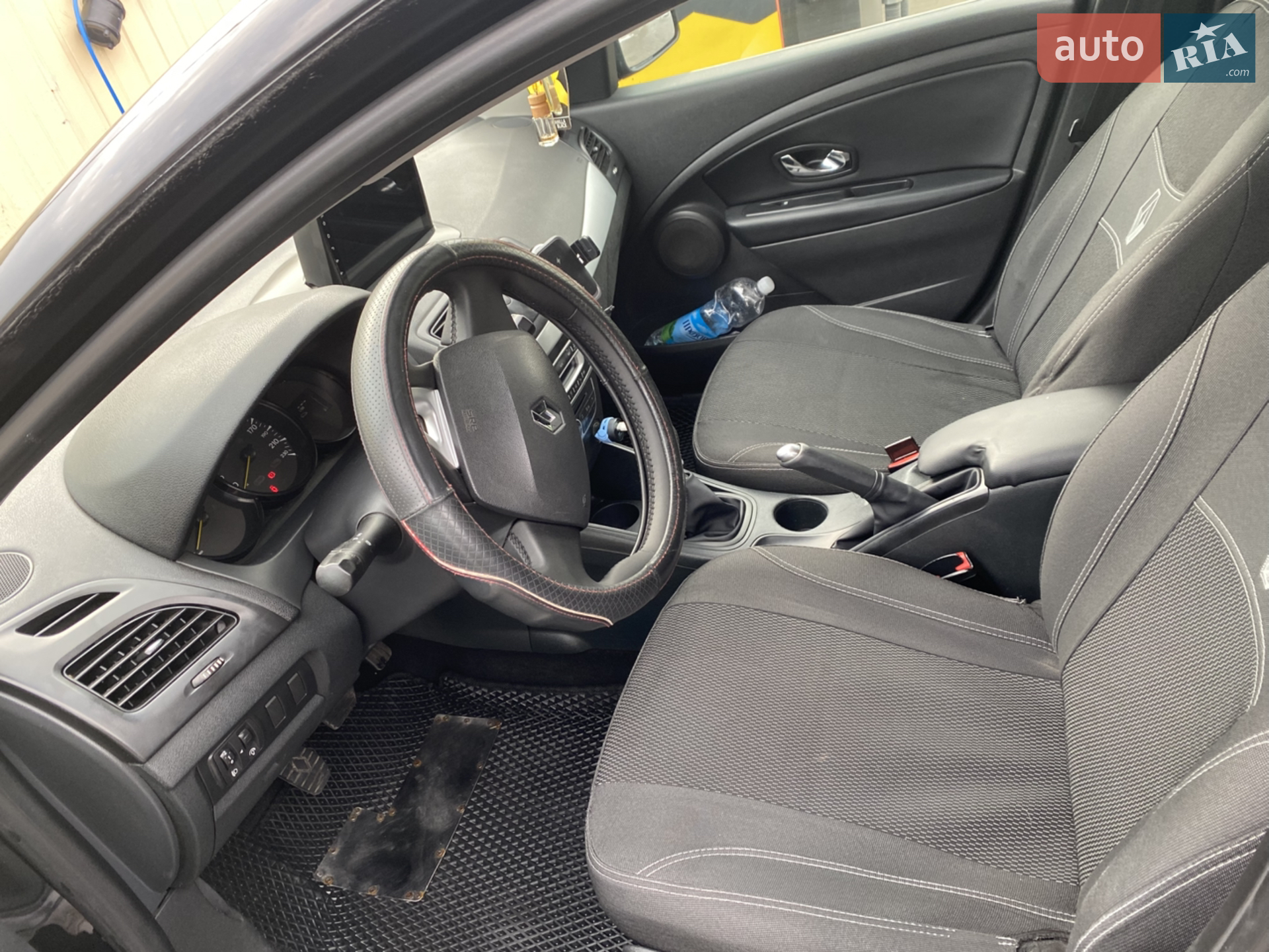 2012 Renault Megane - мініатюра 8