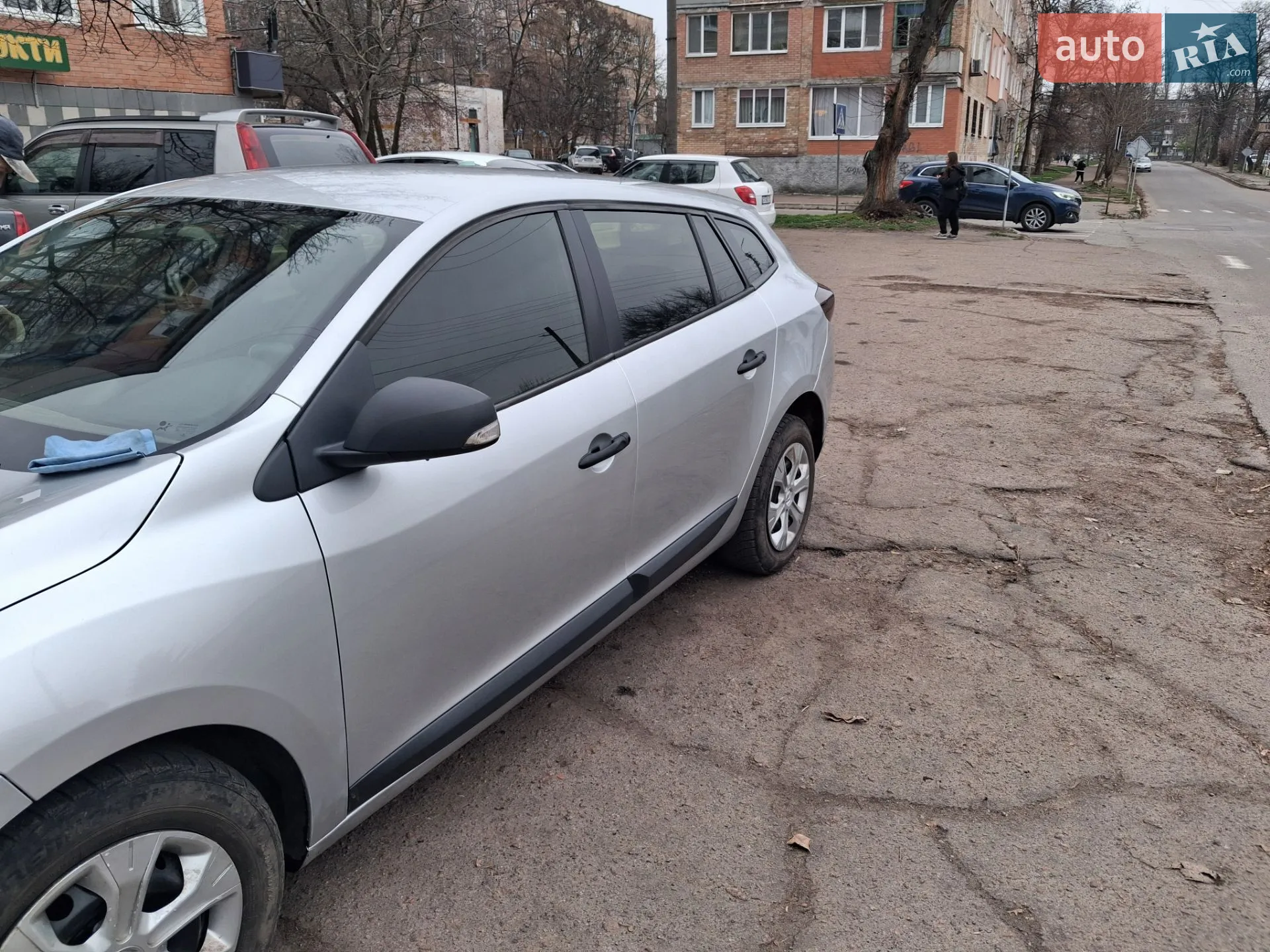 2010 Renault Megane - мініатюра 2