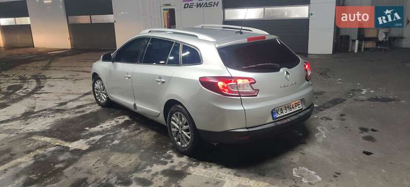 Универсал Renault Megane 2014 в Киеве