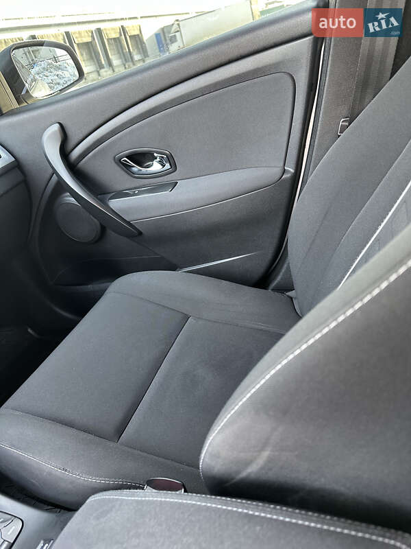 Универсал Renault Megane 2014 в Киеве