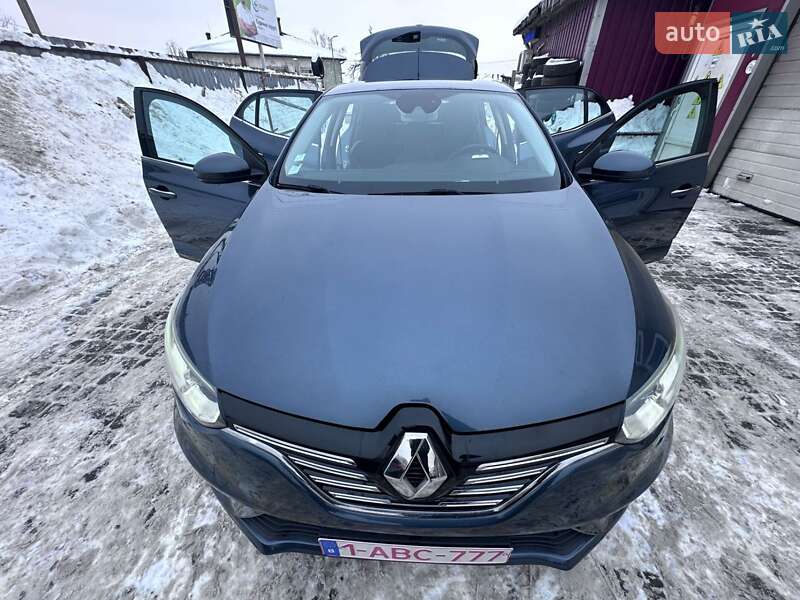 Хэтчбек Renault Megane 2017 в Львове фото 30 Хэтчбек Renault Megane 2017 в Львове