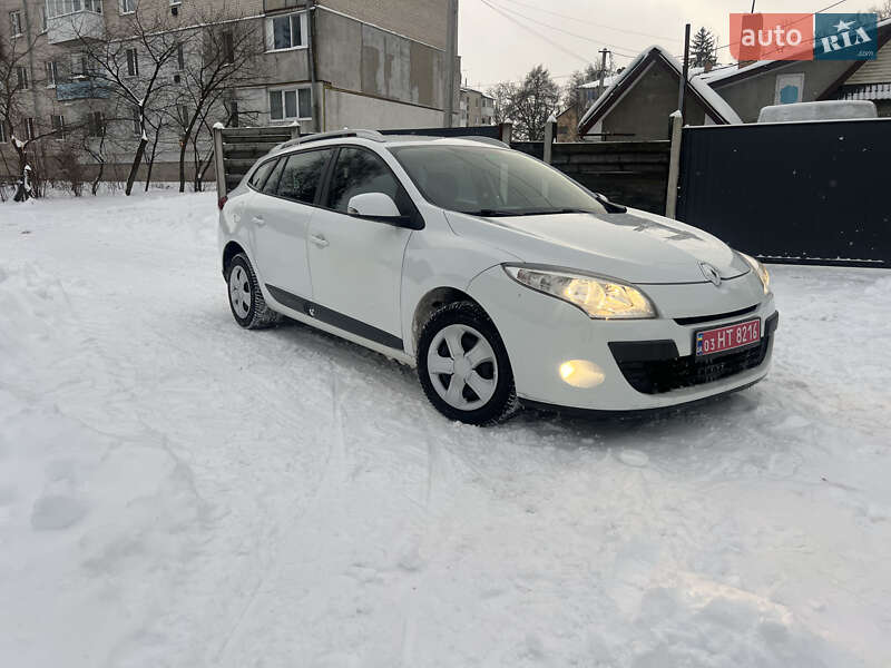 Универсал Renault Megane 2011 в Киверцах