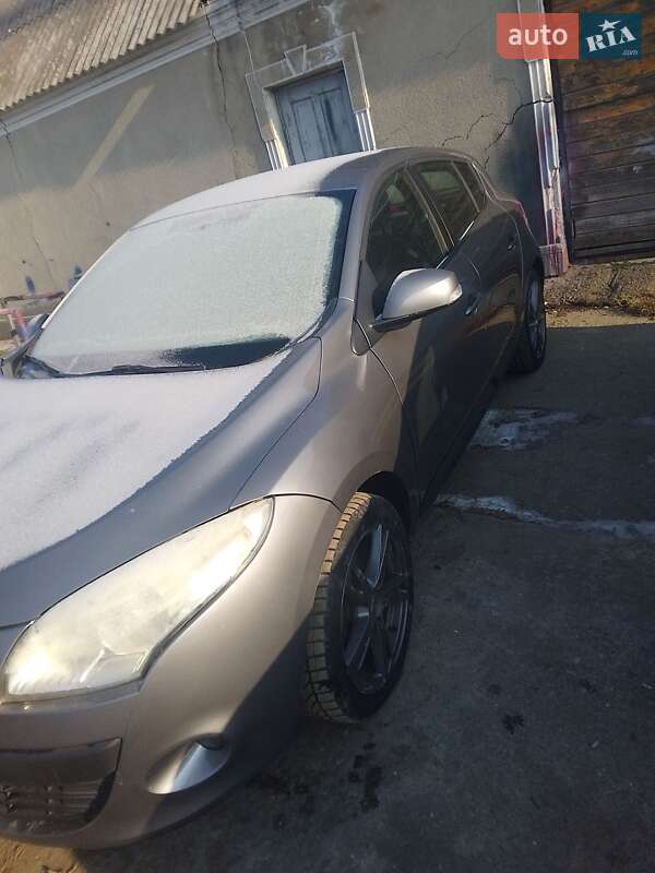 Хэтчбек Renault Megane 2010 в Чернигове