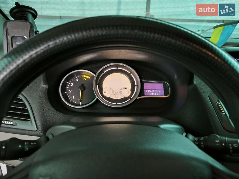 Хэтчбек Renault Megane 2012 в Веселинове