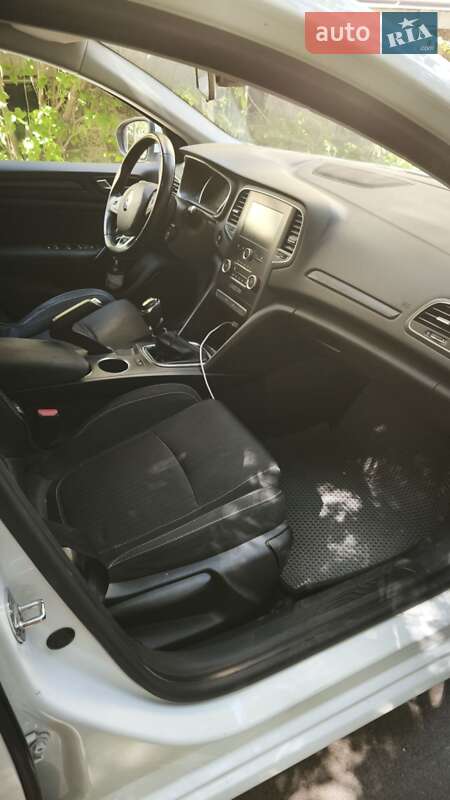 Универсал Renault Megane 2017 в Киеве