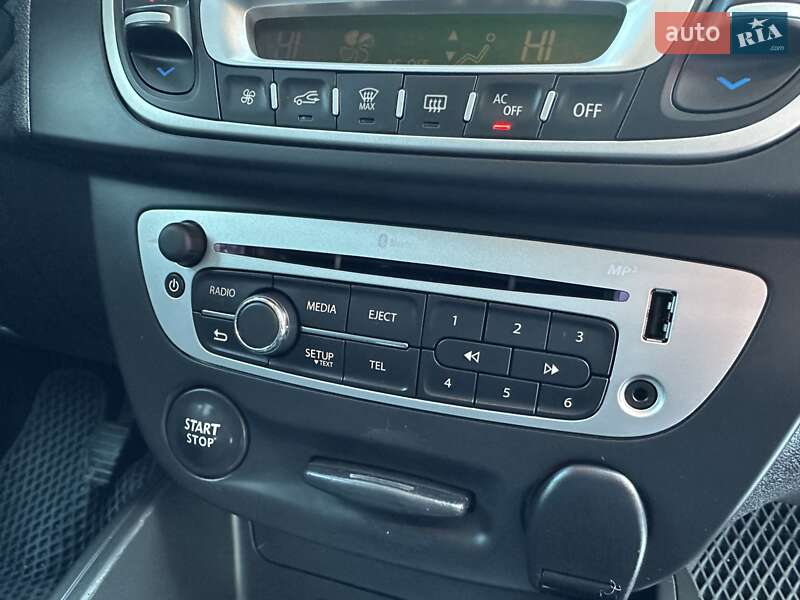 Универсал Renault Megane 2014 в Киеве