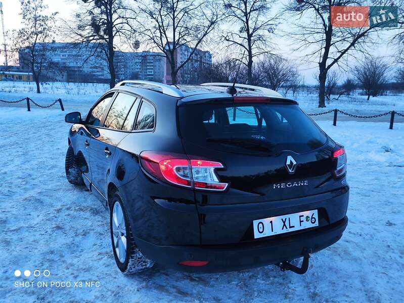 Универсал Renault Megane 2012 в Змиеве фото 12 Универсал Renault Megane 2012 в Змиеве