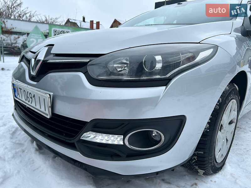 Универсал Renault Megane 2015 в Ивано-Франковске фото 5 Универсал Renault Megane 2015 в Ивано-Франковске