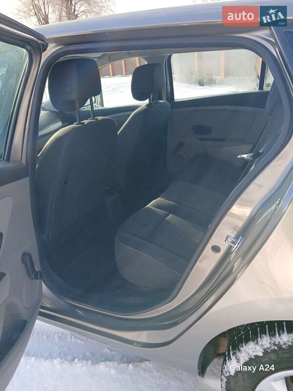 Универсал Renault Megane 2009 в Кривом Роге фото 13 Универсал Renault Megane 2009 в Кривом Роге