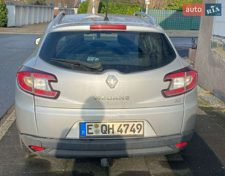 Универсал Renault Megane 2010 в Ракитном фото 55 Универсал Renault Megane 2010 в Ракитном