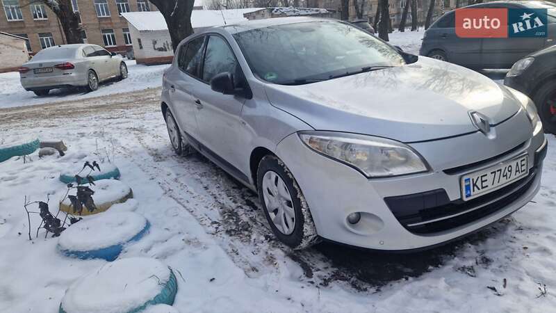Хэтчбек Renault Megane 2011 в Кривом Роге