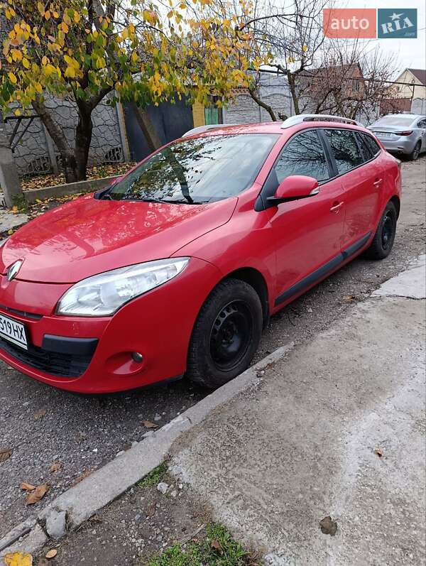 Универсал Renault Megane 2011 в Ужгороде фото 2 Универсал Renault Megane 2011 в Ужгороде