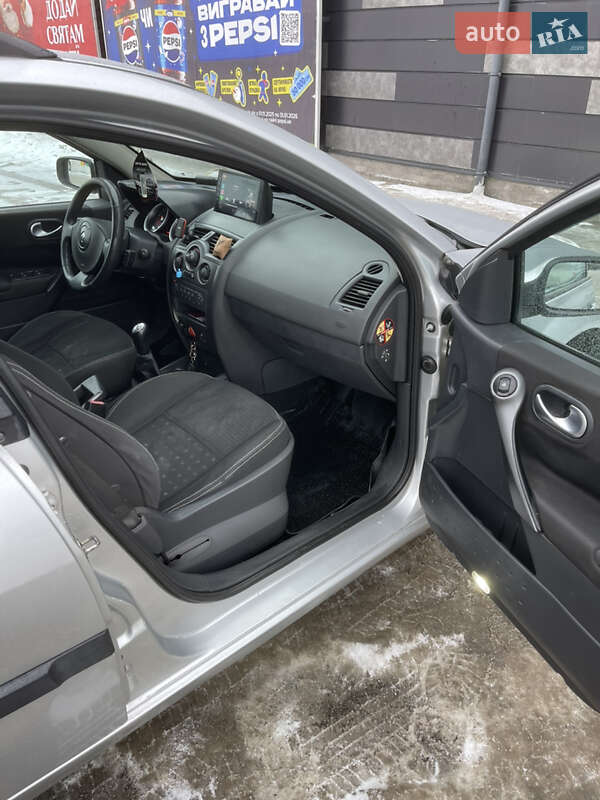 Универсал Renault Megane 2005 в Киеве фото 8 Универсал Renault Megane 2005 в Киеве