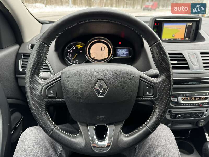 Универсал Renault Megane 2013 в Киеве фото 30 Универсал Renault Megane 2013 в Киеве