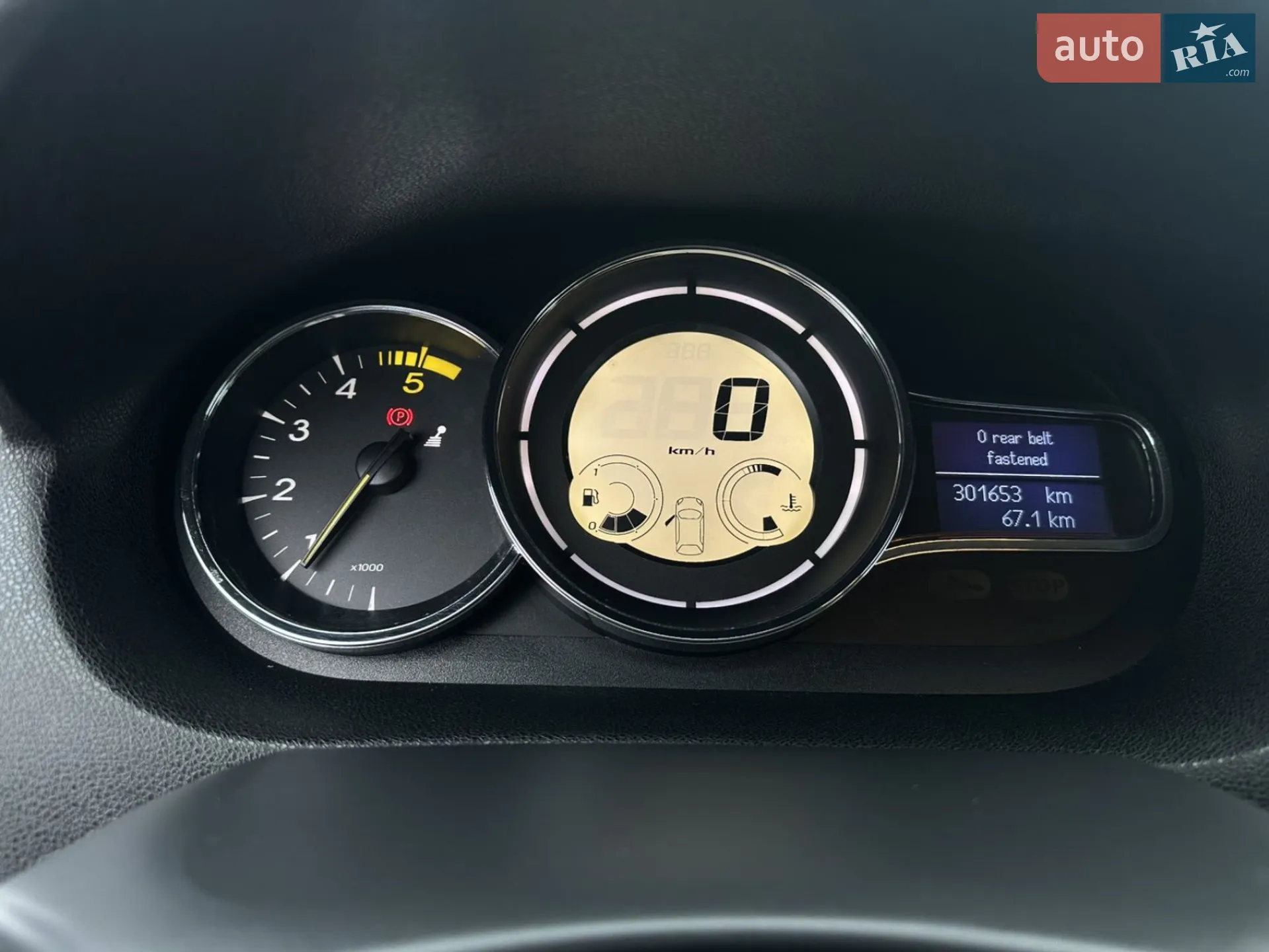 2010 Renault Megane - мініатюра 13