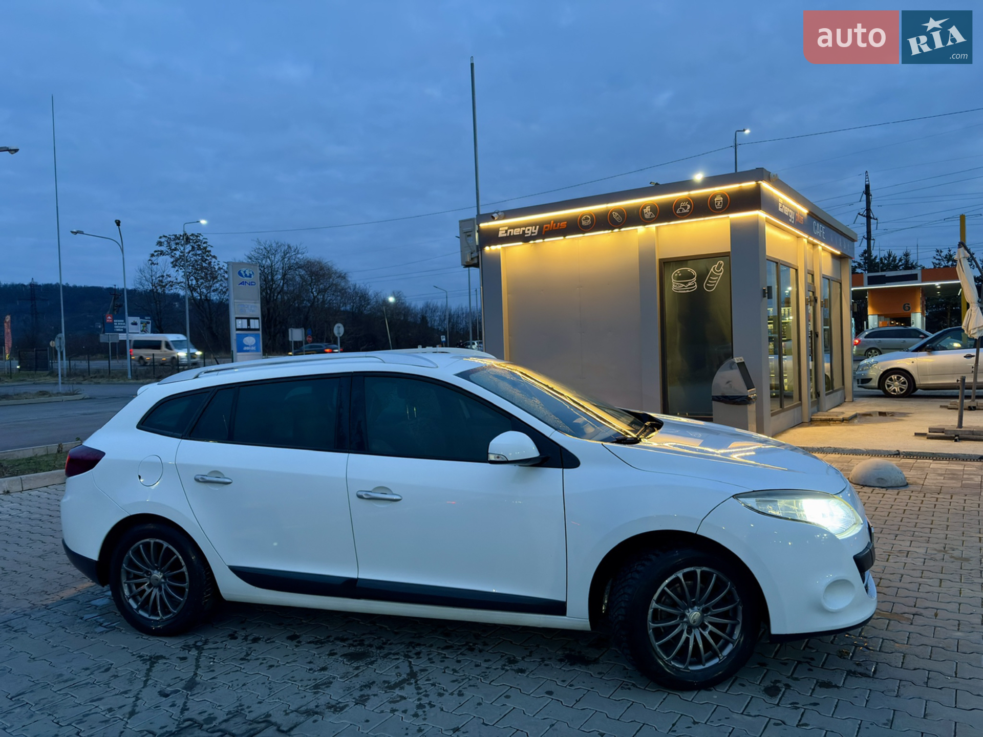 2010 Renault Megane - мініатюра 4