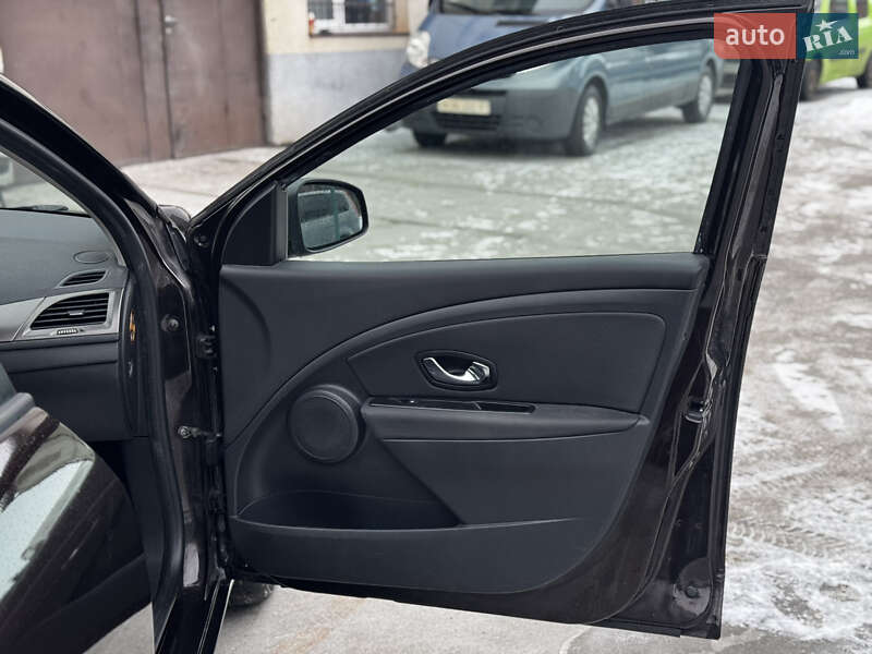 Универсал Renault Megane 2013 в Дубно